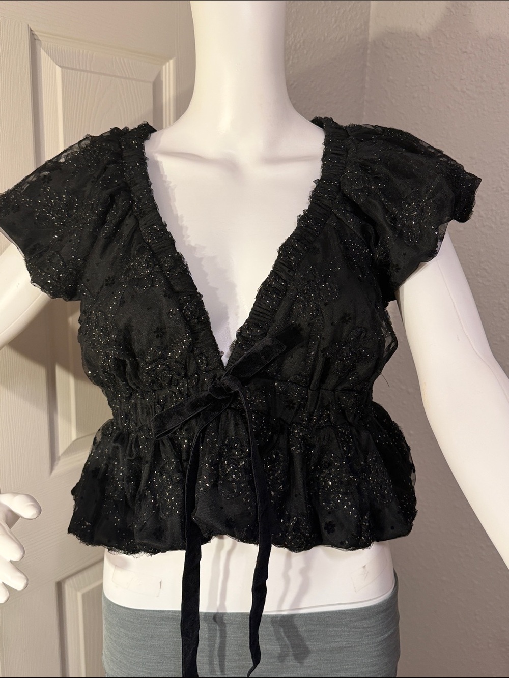 New MEET ME WITH IN SANTORINI Sz M “Make A Toast Blouse” peplum sparkle